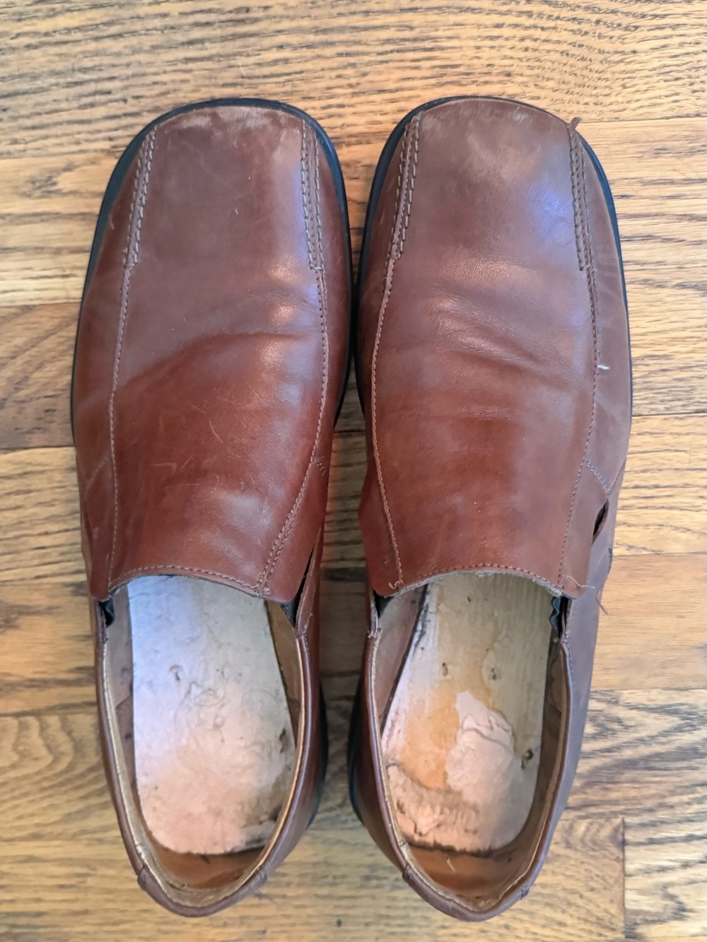 Bostonian Men’s 9.5 M Brown Leather Loafers Slip On Dress Shoes Made in Italy